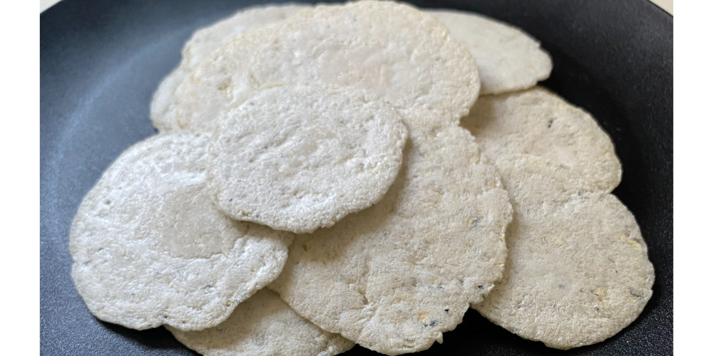 しらすやのうす焼きせんべー（株式会社すまいるぴーぷる）